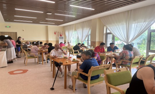 2024年8月10日，养老公司“亲亲邻里食堂”盛大开业_副本.jpg